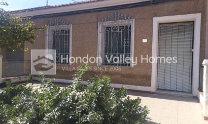 B. Town house - Resale - Los Montesinos - Los Montesinos