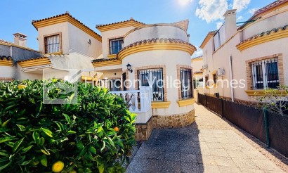 Detached Villa - Wiederverkauf - Montesinos - La Herrada