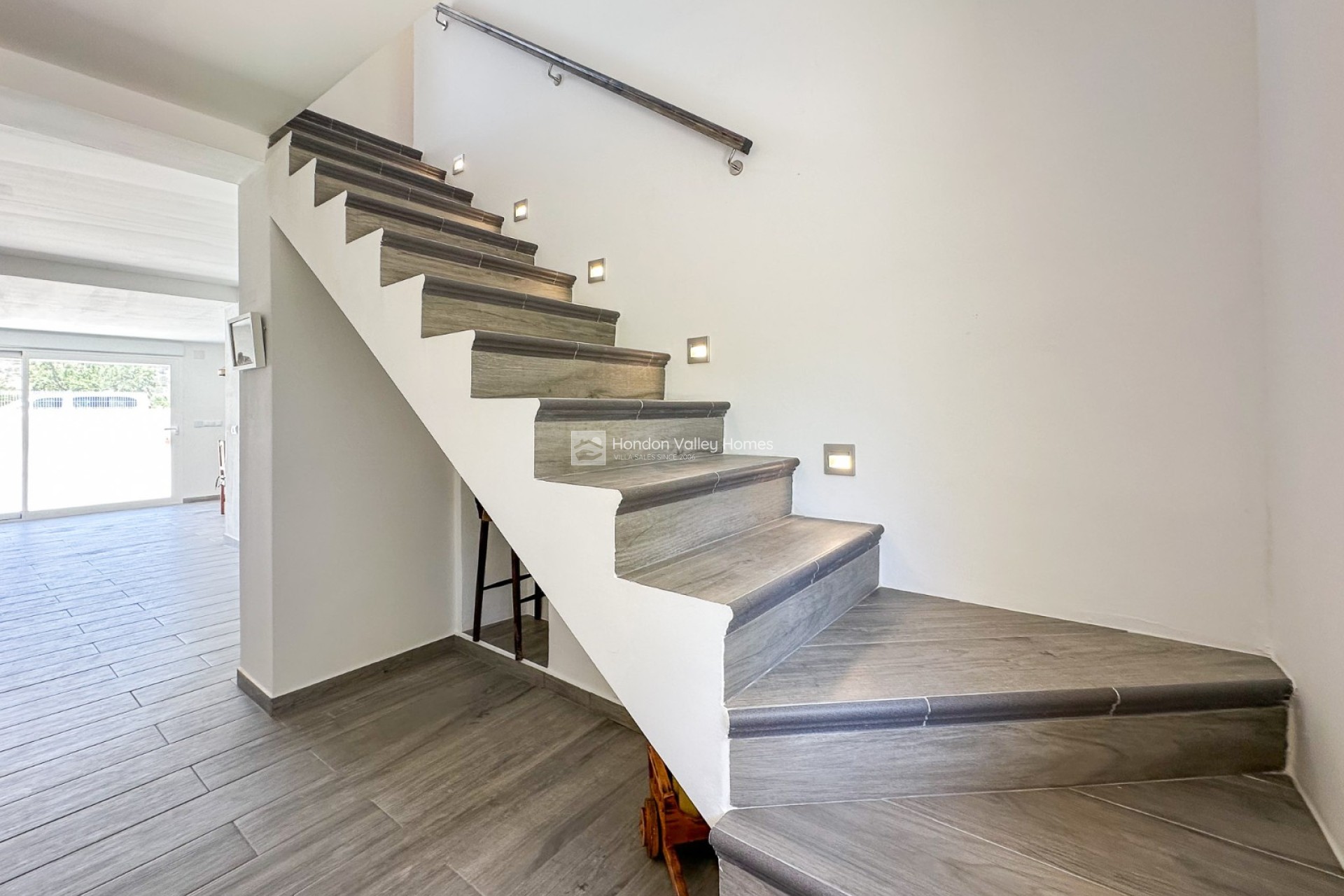 Herverkoop - 3. Semi - Detached Villa - Barbarroja