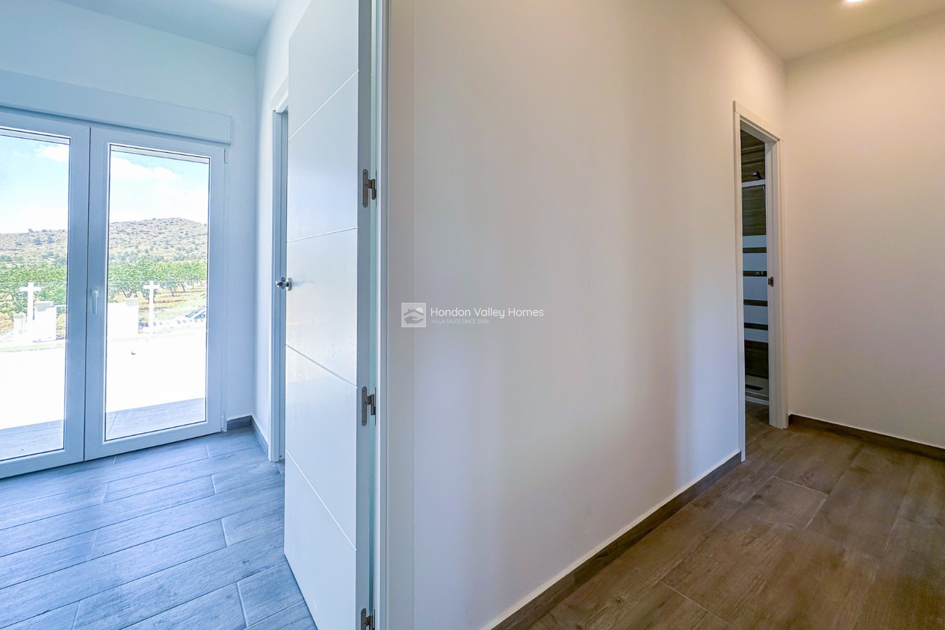 Herverkoop - 3. Semi - Detached Villa - Barbarroja