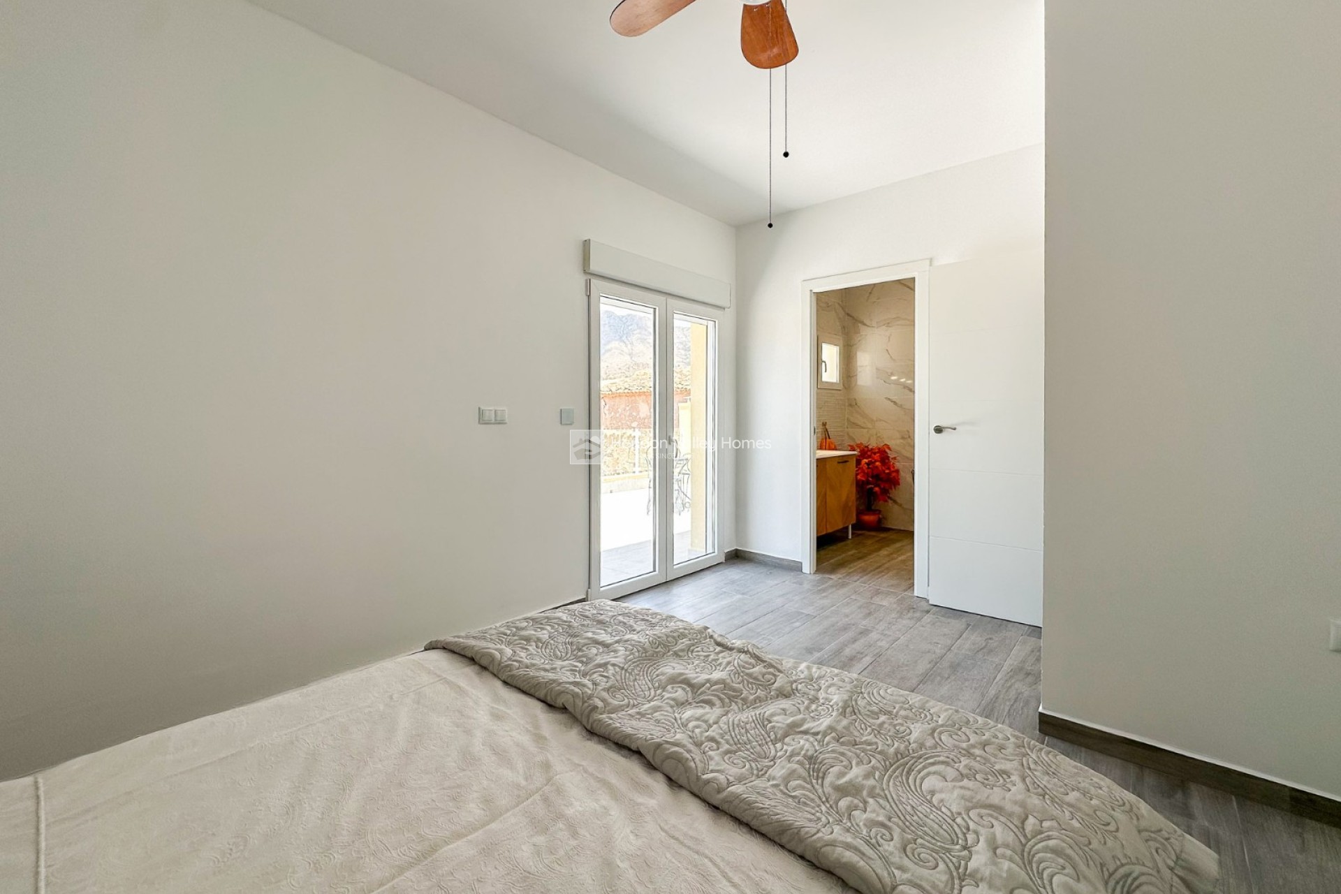 Herverkoop - 3. Semi - Detached Villa - Barbarroja