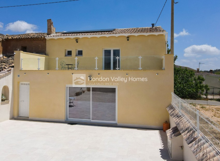 Herverkoop - 3. Semi - Detached Villa - Barbarroja