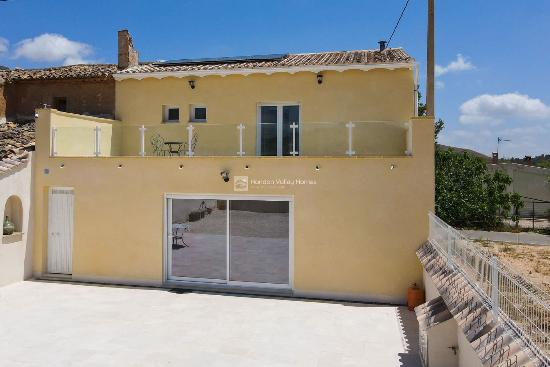 Herverkoop - 3. Semi - Detached Villa - Barbarroja