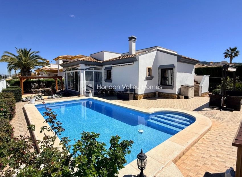 Herverkoop - 4. House - Detached Villa - Hondón de las Nieves