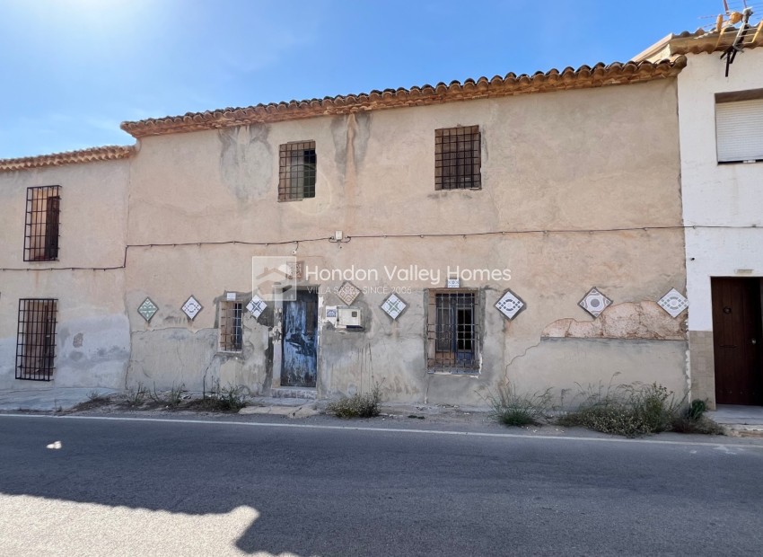 Herverkoop - Country home - Hondón de los Fráiles