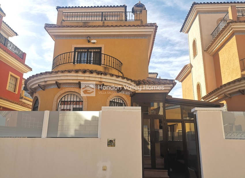 Herverkoop - D. House - Detached Villa - Montesinos - La Herrada