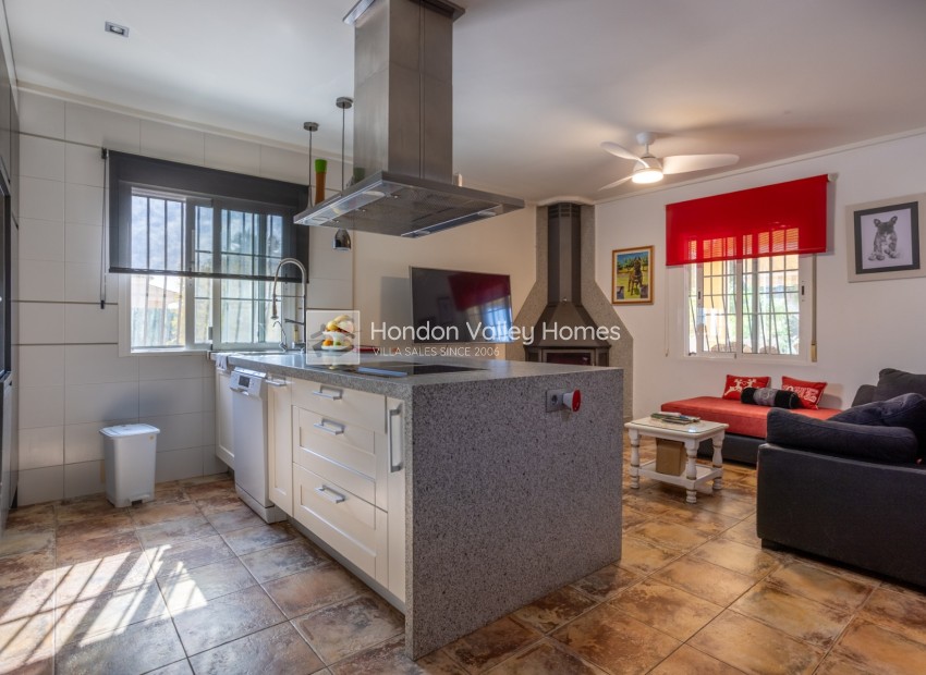 Herverkoop - Detached Villa - Elche - La Hoya