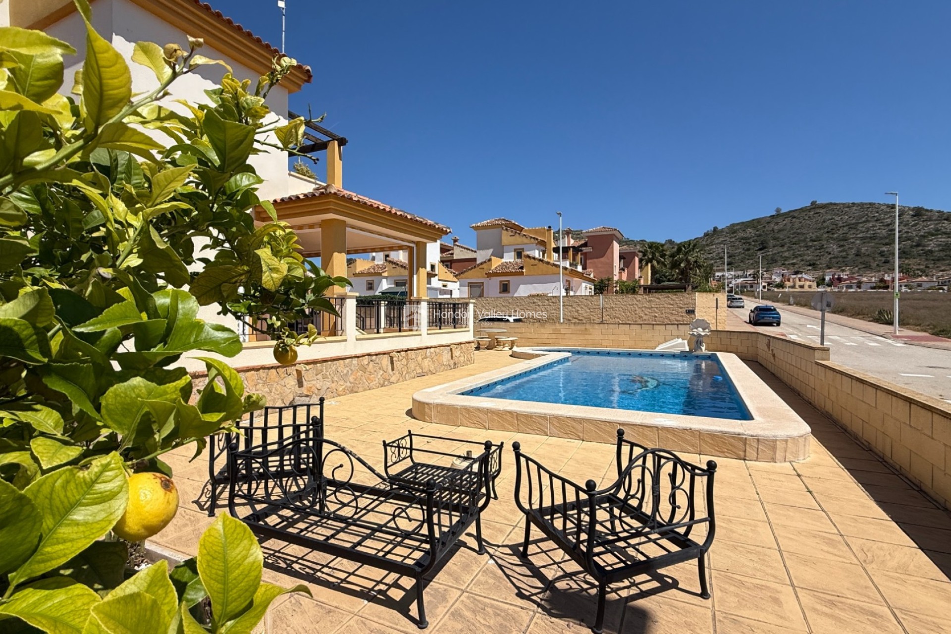 Herverkoop - Detached Villa - Hondón de las Nieves