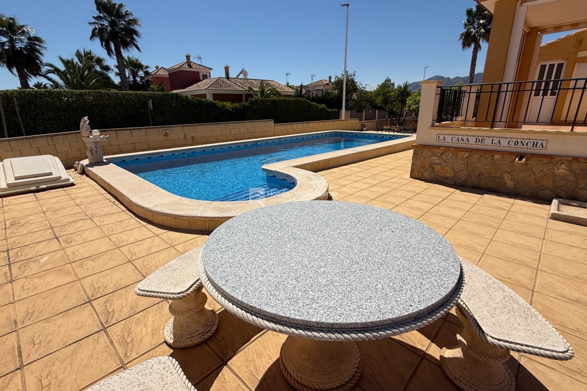 Herverkoop - Detached Villa - Hondón de las Nieves