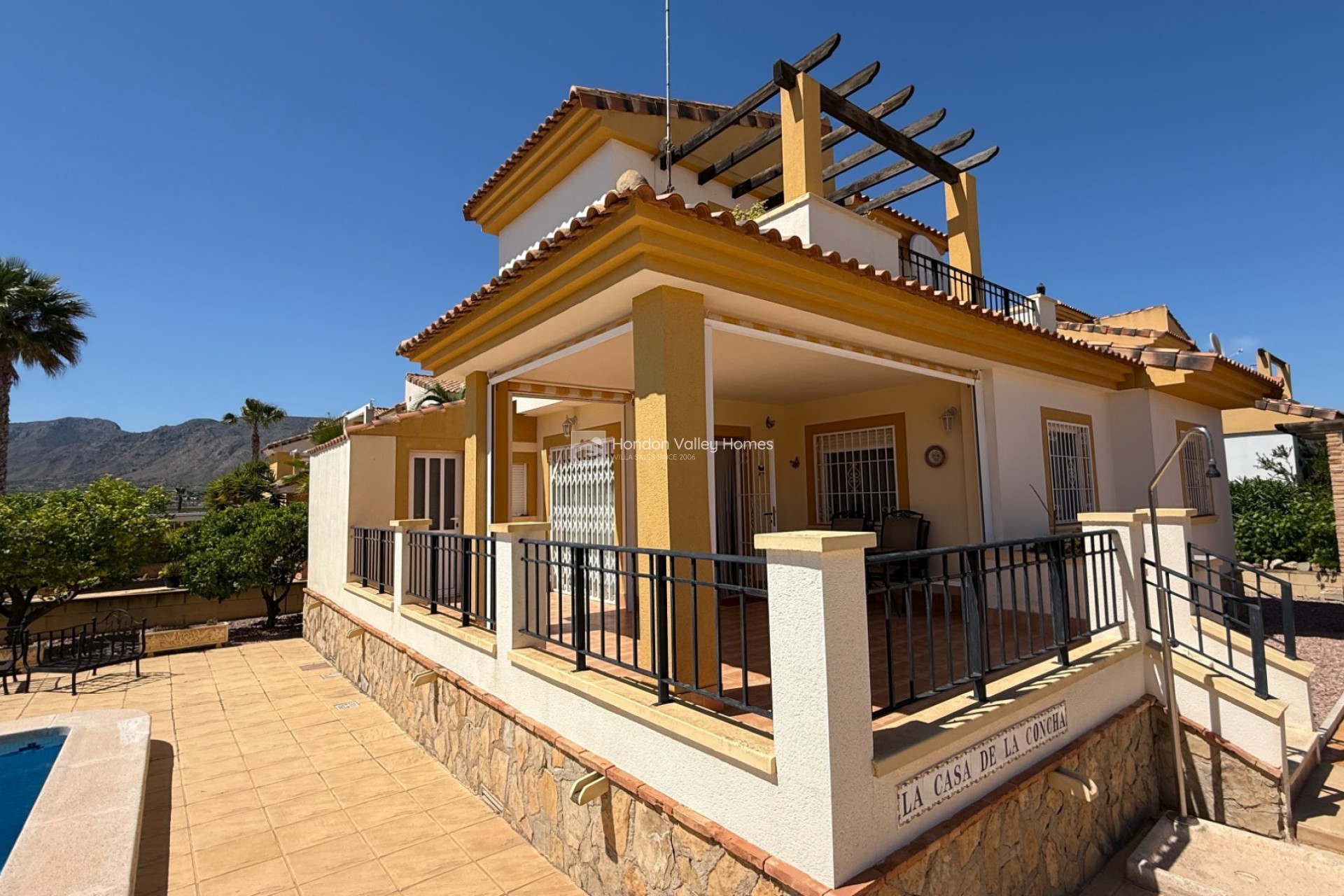 Herverkoop - Detached Villa - Hondón de las Nieves