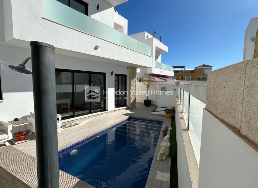 Herverkoop - Detached Villa - Montesinos - La Herada