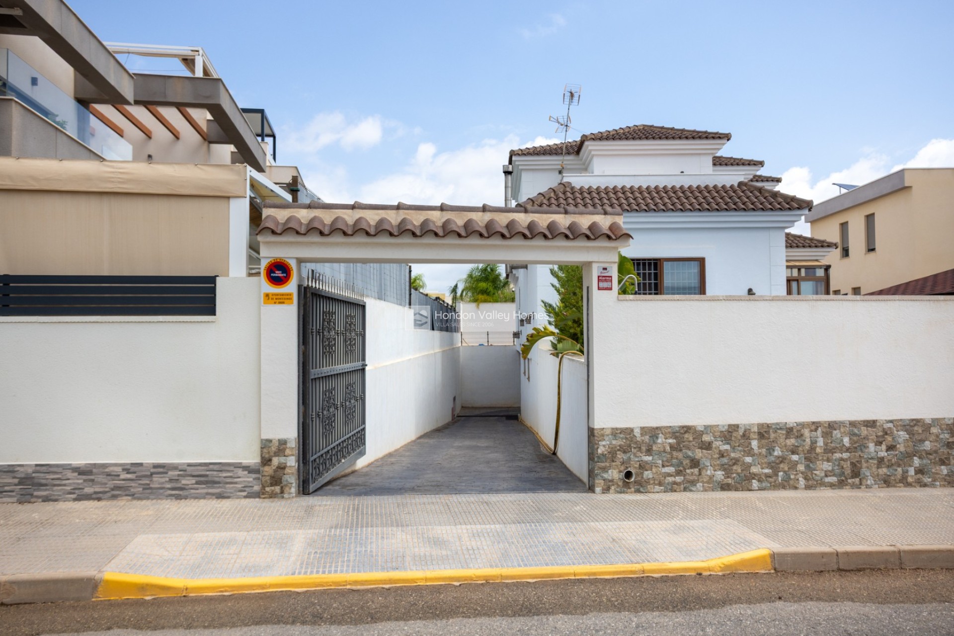 Herverkoop - Detached Villa - Montesinos - La Herrada