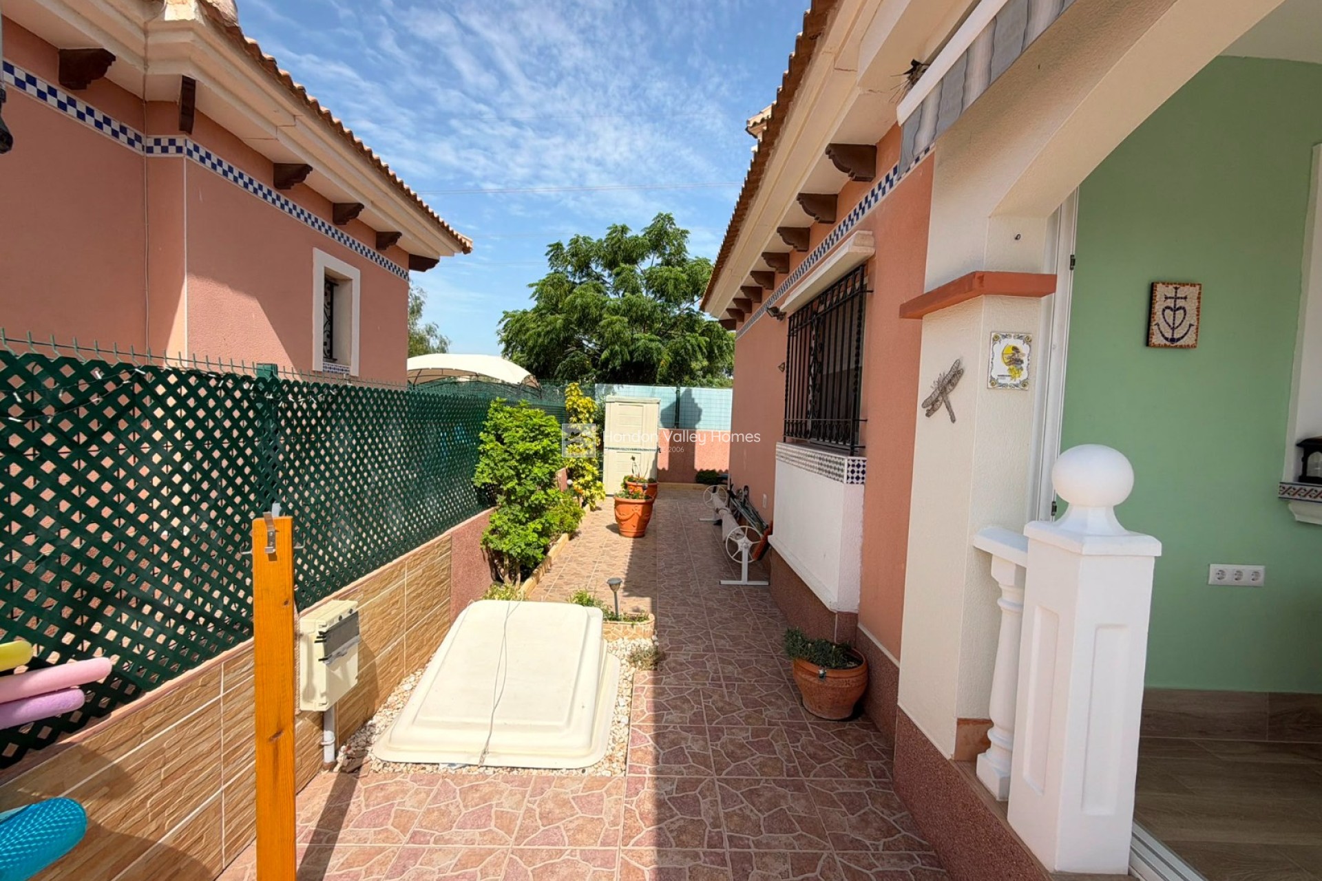 Herverkoop - Detached Villa - Montesinos - La Herrada