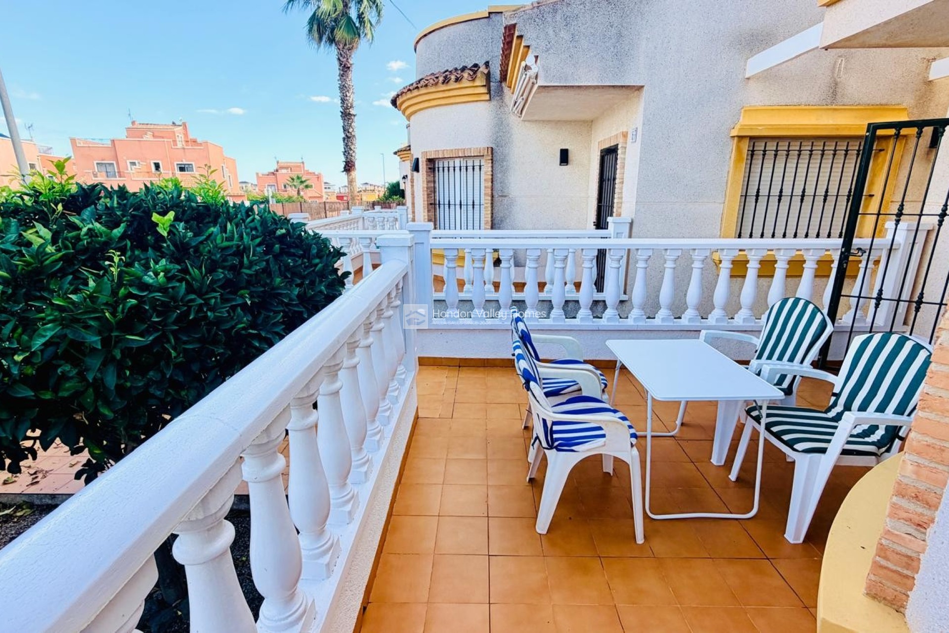 Herverkoop - Detached Villa - Montesinos - La Herrada