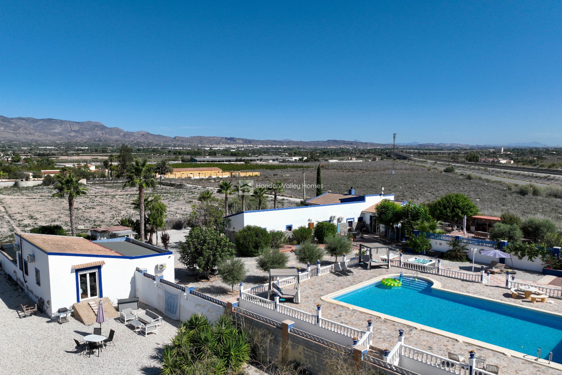 Herverkoop - Finca Country Property - Crevillente