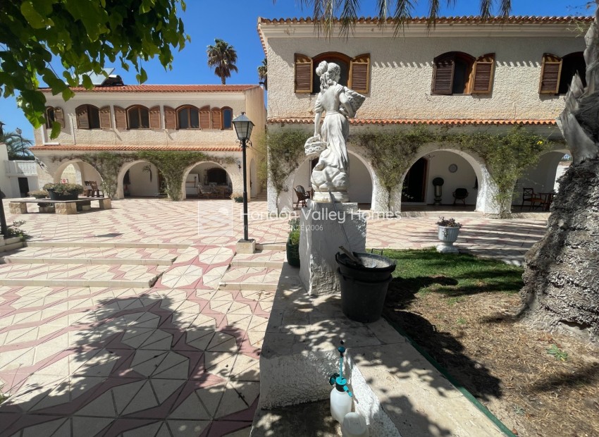 Herverkoop - Finca / Country Property - Elda