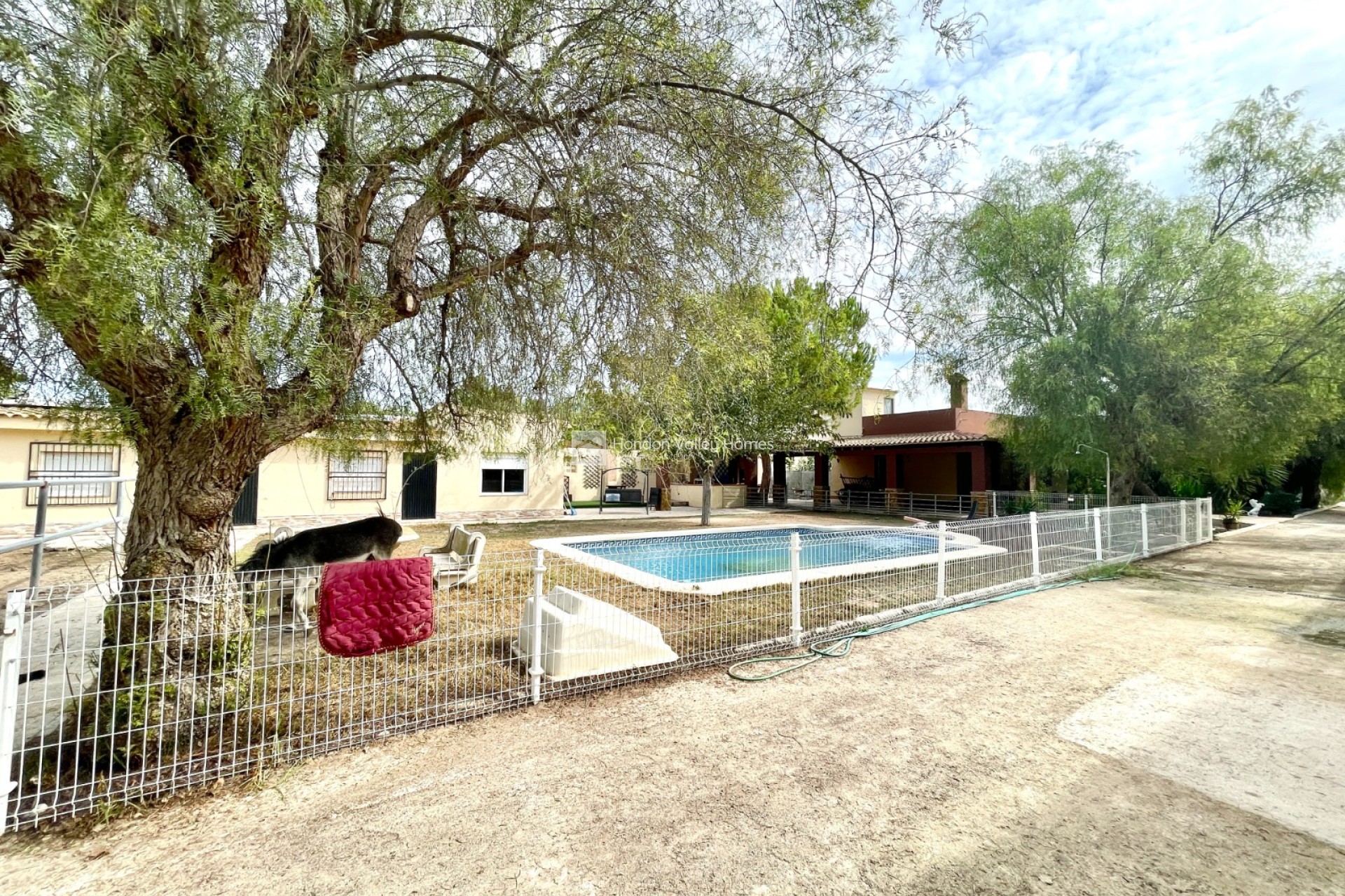 Herverkoop - Finca / Country Property - Orihuela