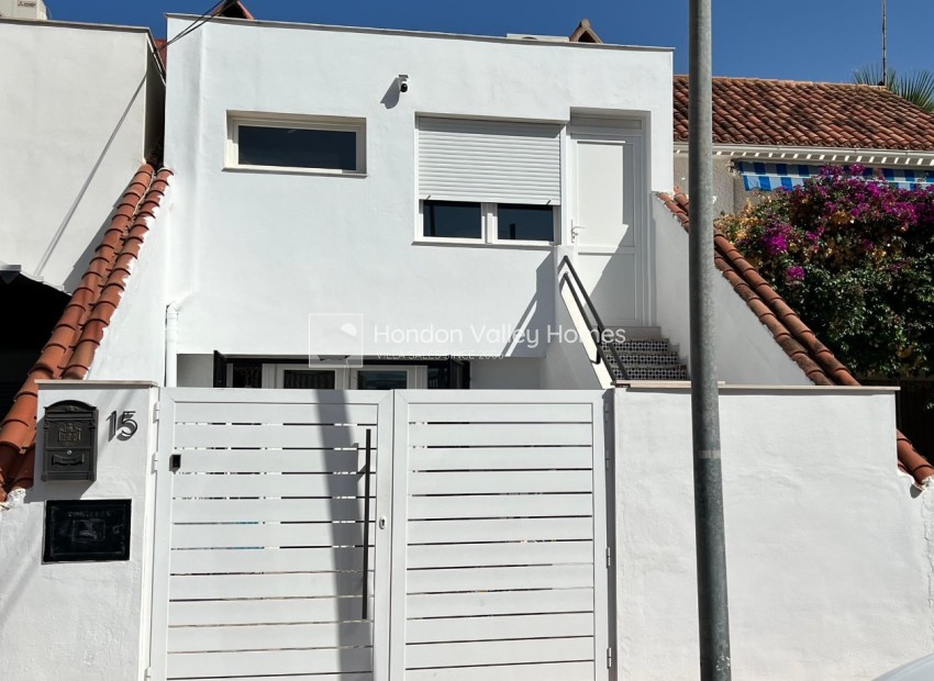Herverkoop - Herenhuis - Torrevieja - Los Balcones