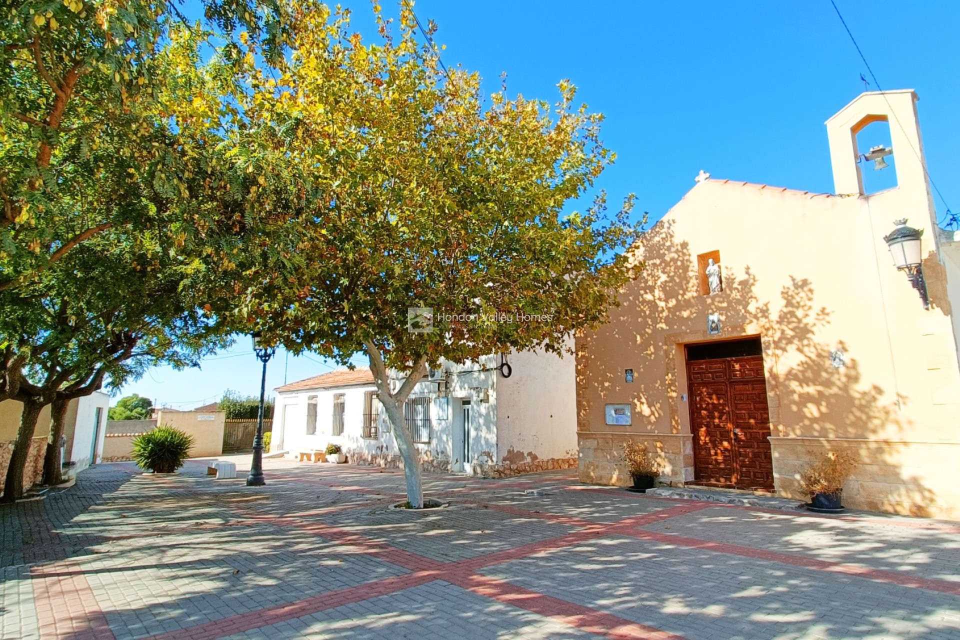 Herverkoop - Town house - Hondón de los Fráiles