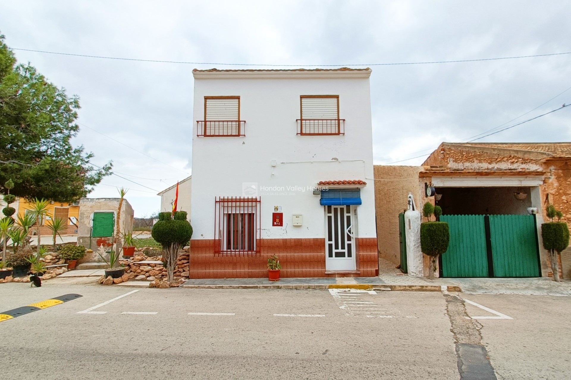 Herverkoop - Town house - Hondón de los Fráiles