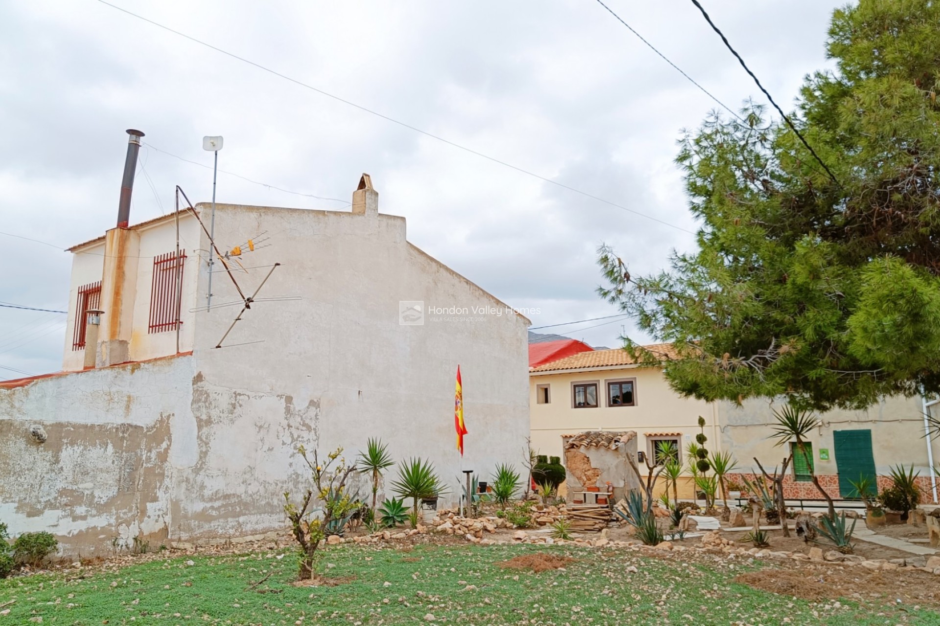 Herverkoop - Town house - Hondón de los Fráiles