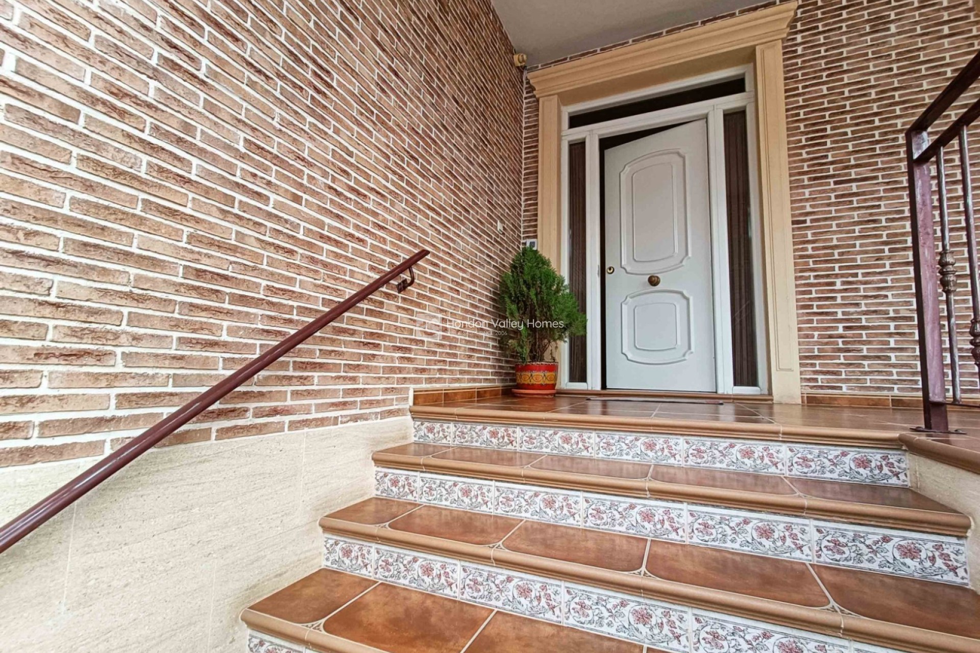 Herverkoop - Town house - Hondón de los Fráiles