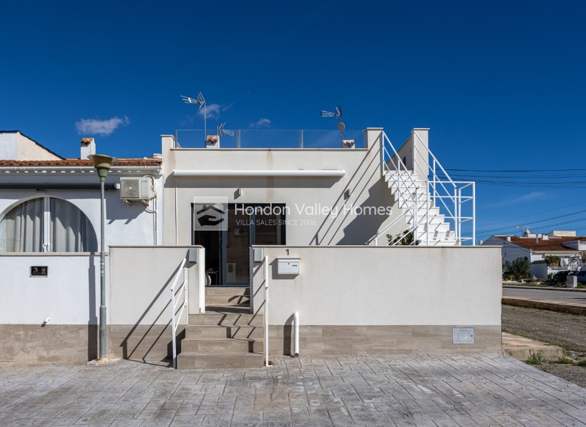 Herverkoop - Town house - Torrevieja - Urbanización San Luis