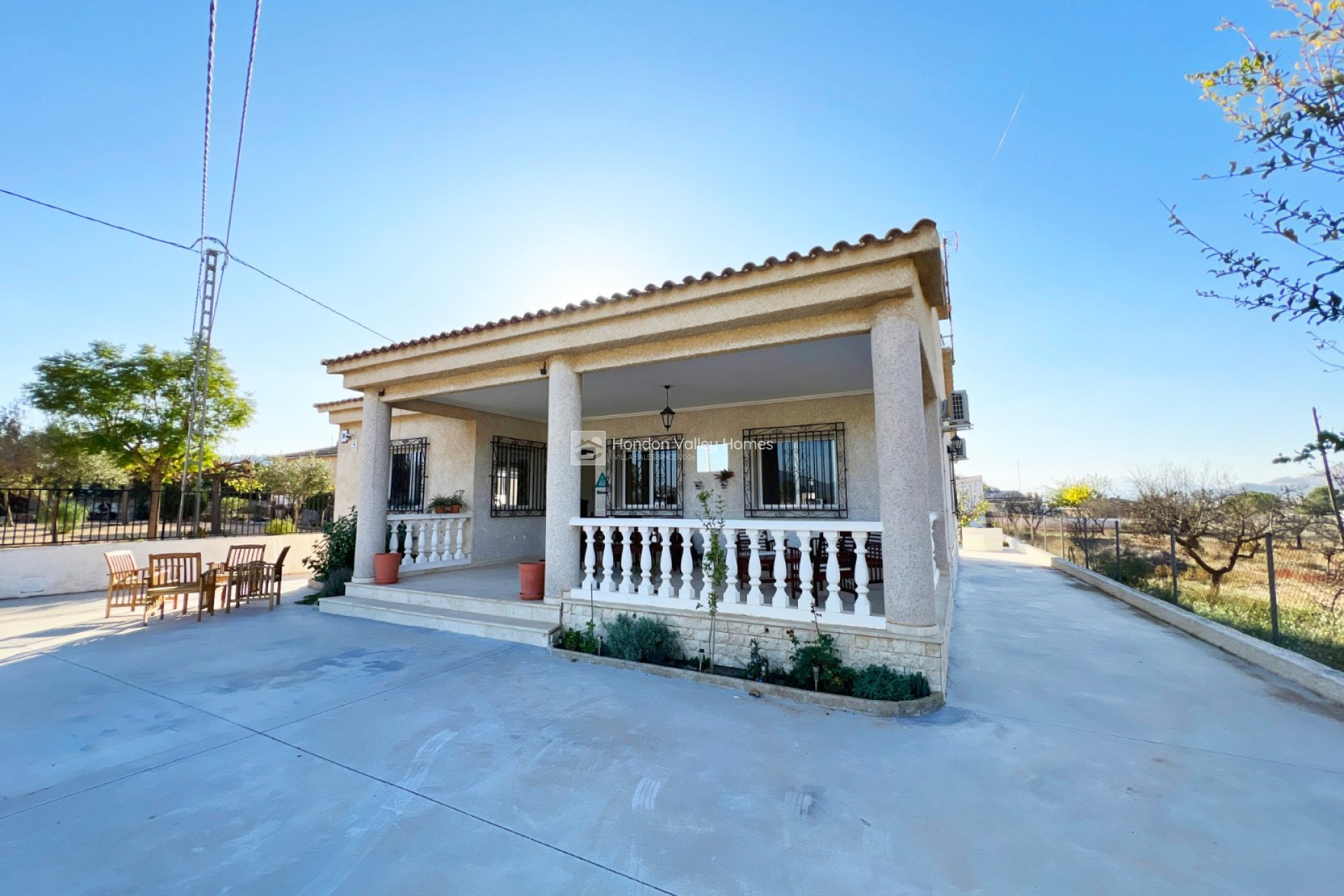 Herverkoop - Villa - Barbarroja