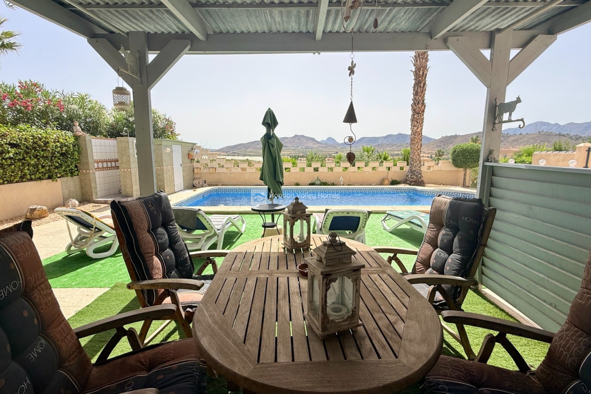 Herverkoop - Villa - Detached - Hondón de las Nieves
