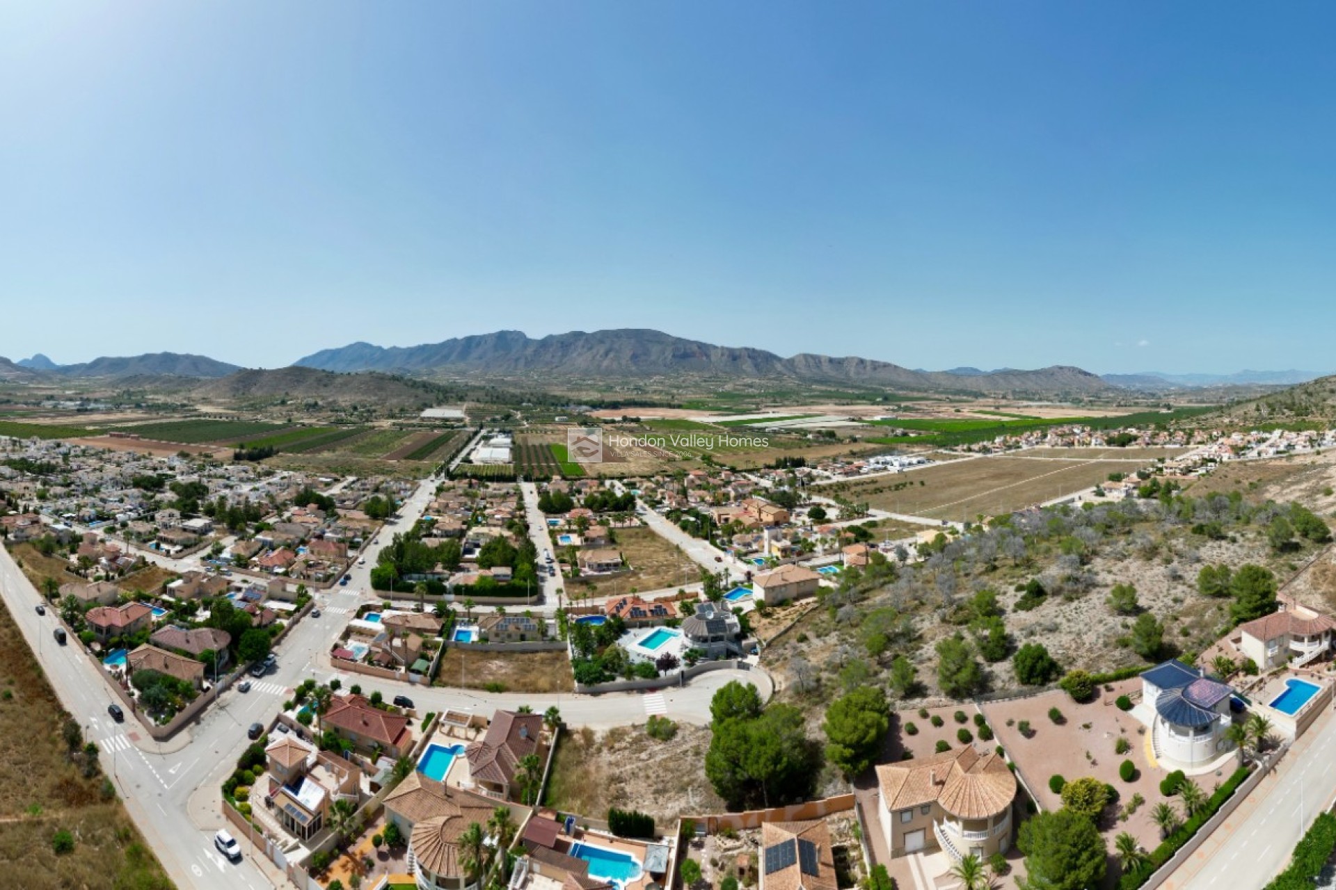 Herverkoop - Villa - Detached - Hondón de las Nieves