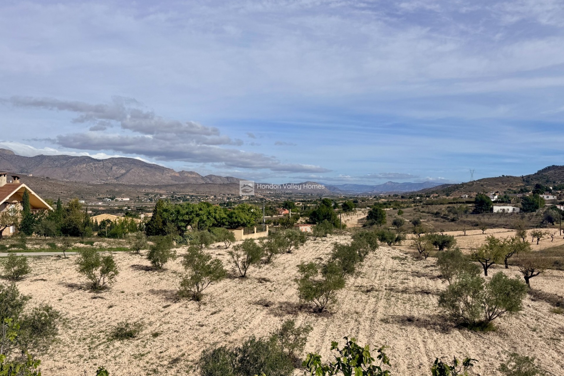 Herverkoop - Villa - Detached - Hondón de los Fráiles