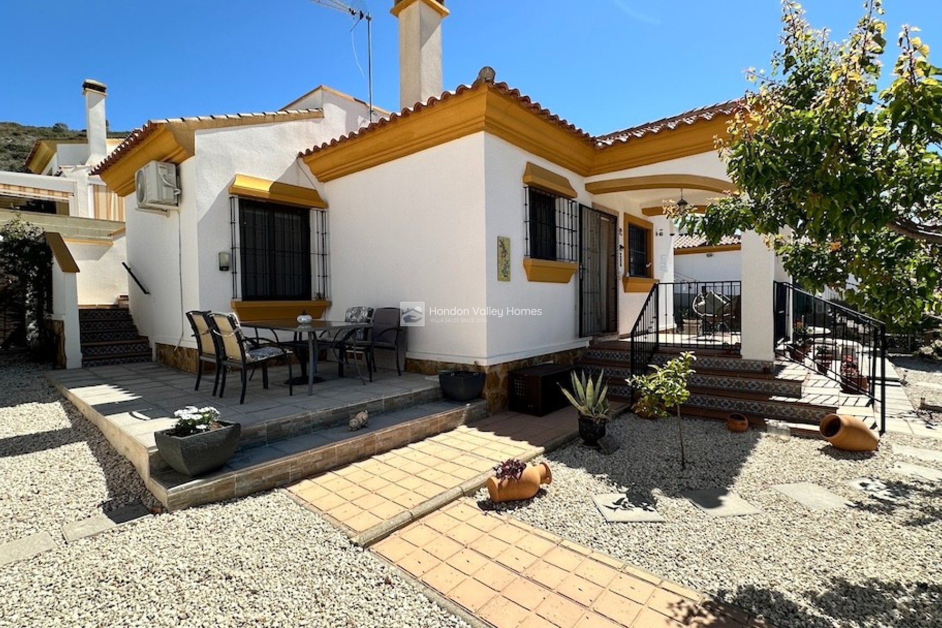 Herverkoop - Villa - HONDON DE LAS NIEVES - La Montanosa