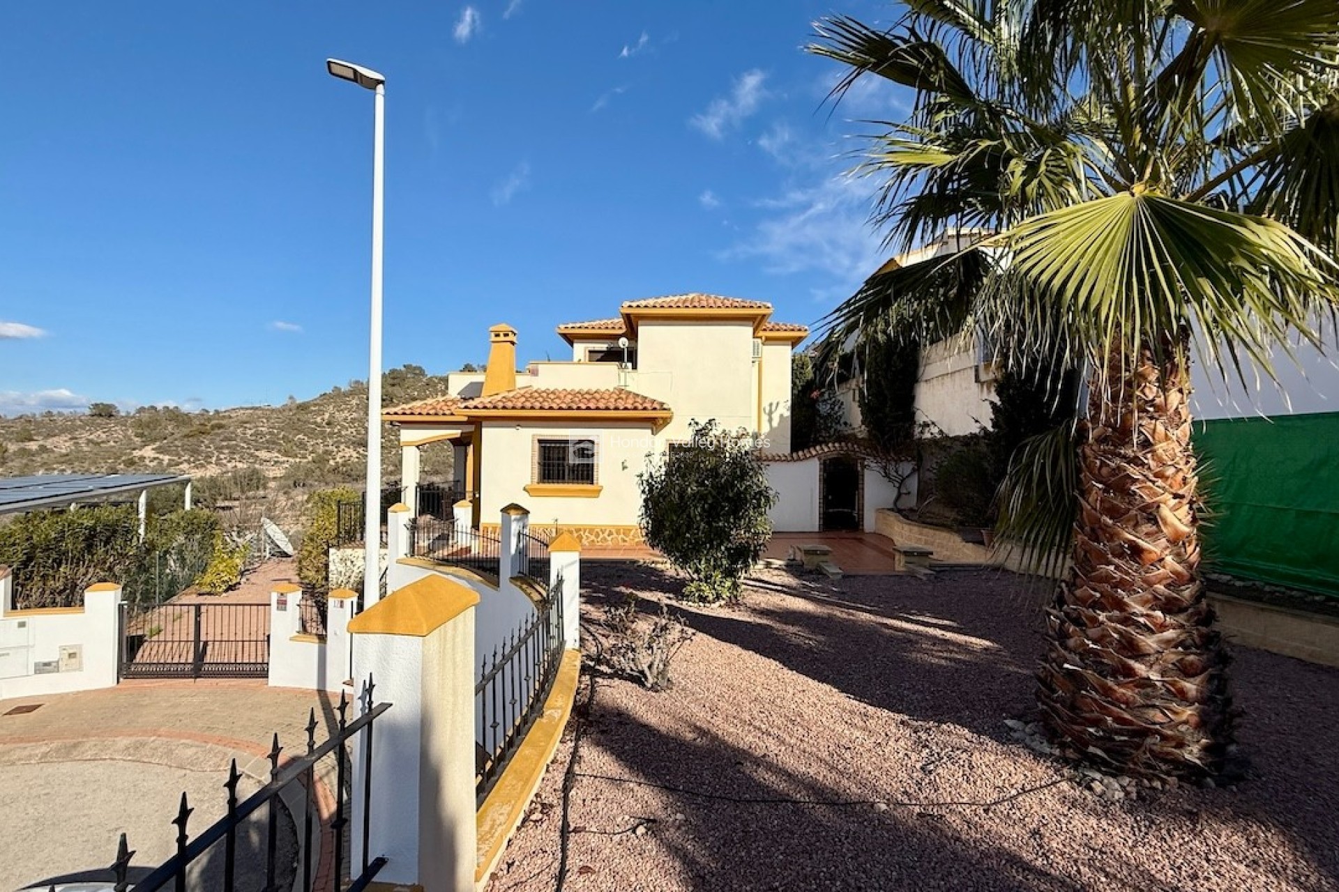 Herverkoop - Villa - HONDON DE LAS NIEVES - La Montanosa