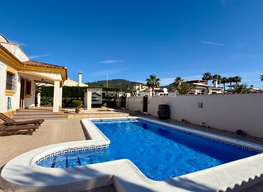 Herverkoop - Villa - Hondón de las Nieves