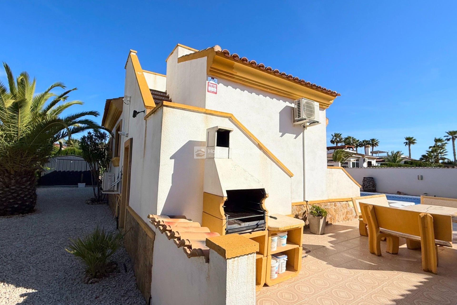 Herverkoop - Villa - Hondón de las Nieves