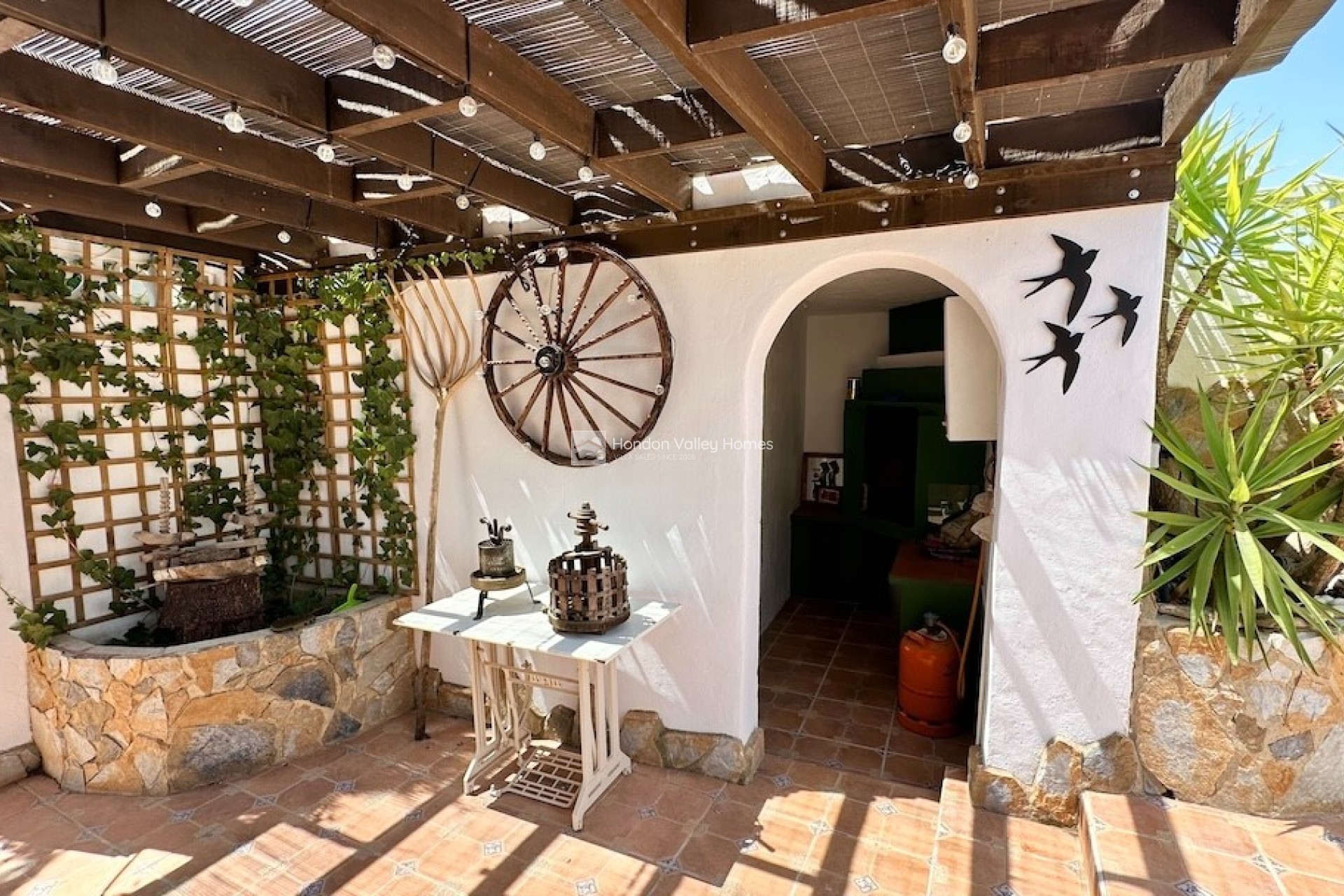 Herverkoop - Villa - Hondón de las Nieves