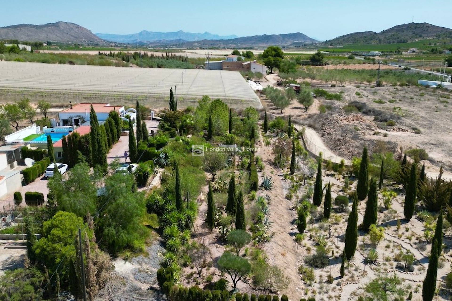 Herverkoop - Villa - Hondón de las Nieves