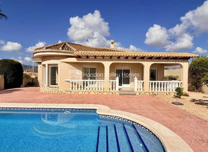 Herverkoop - Villa - Hondón de las Nieves