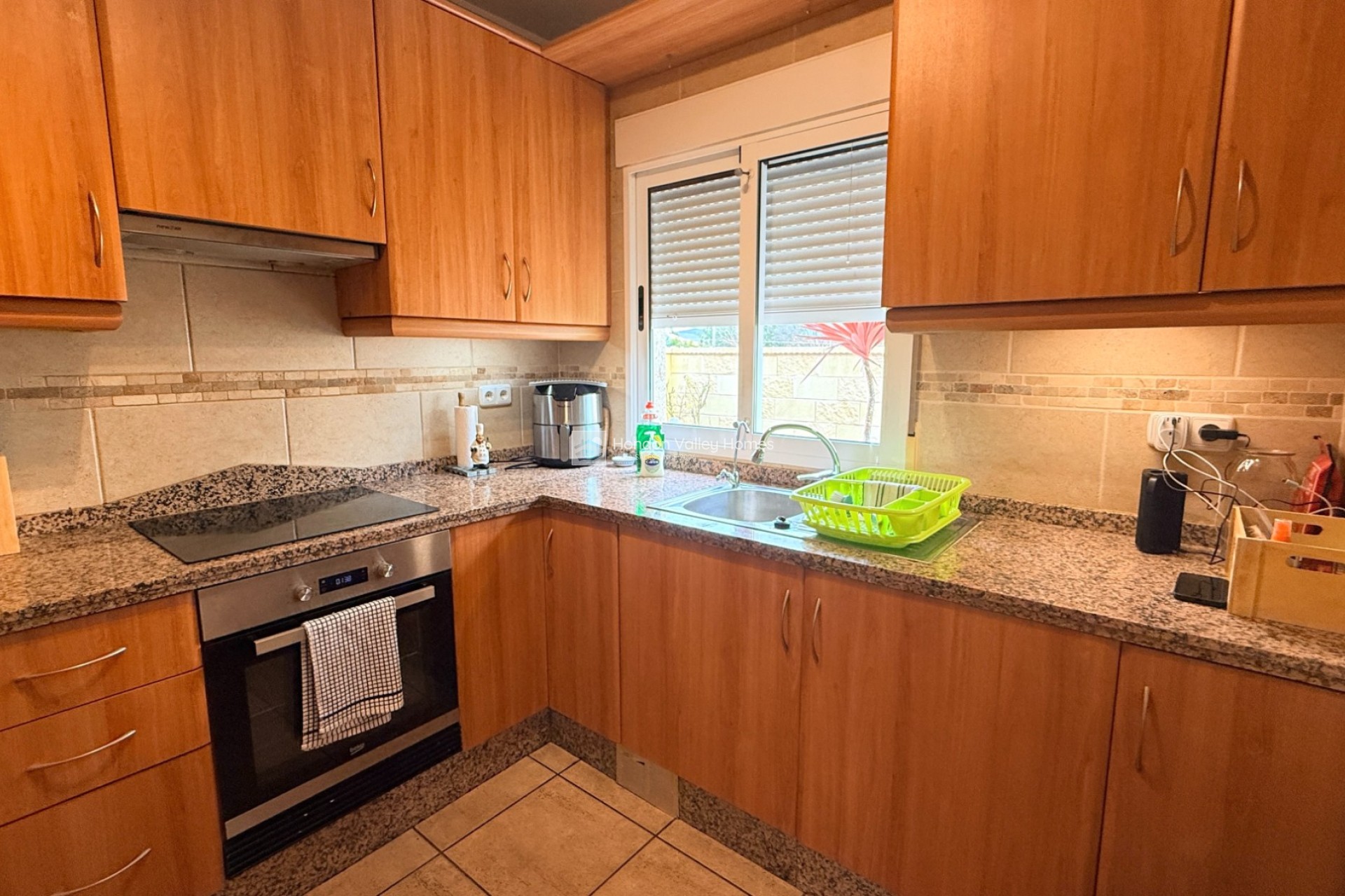 Herverkoop - Villa - Hondón de las Nieves