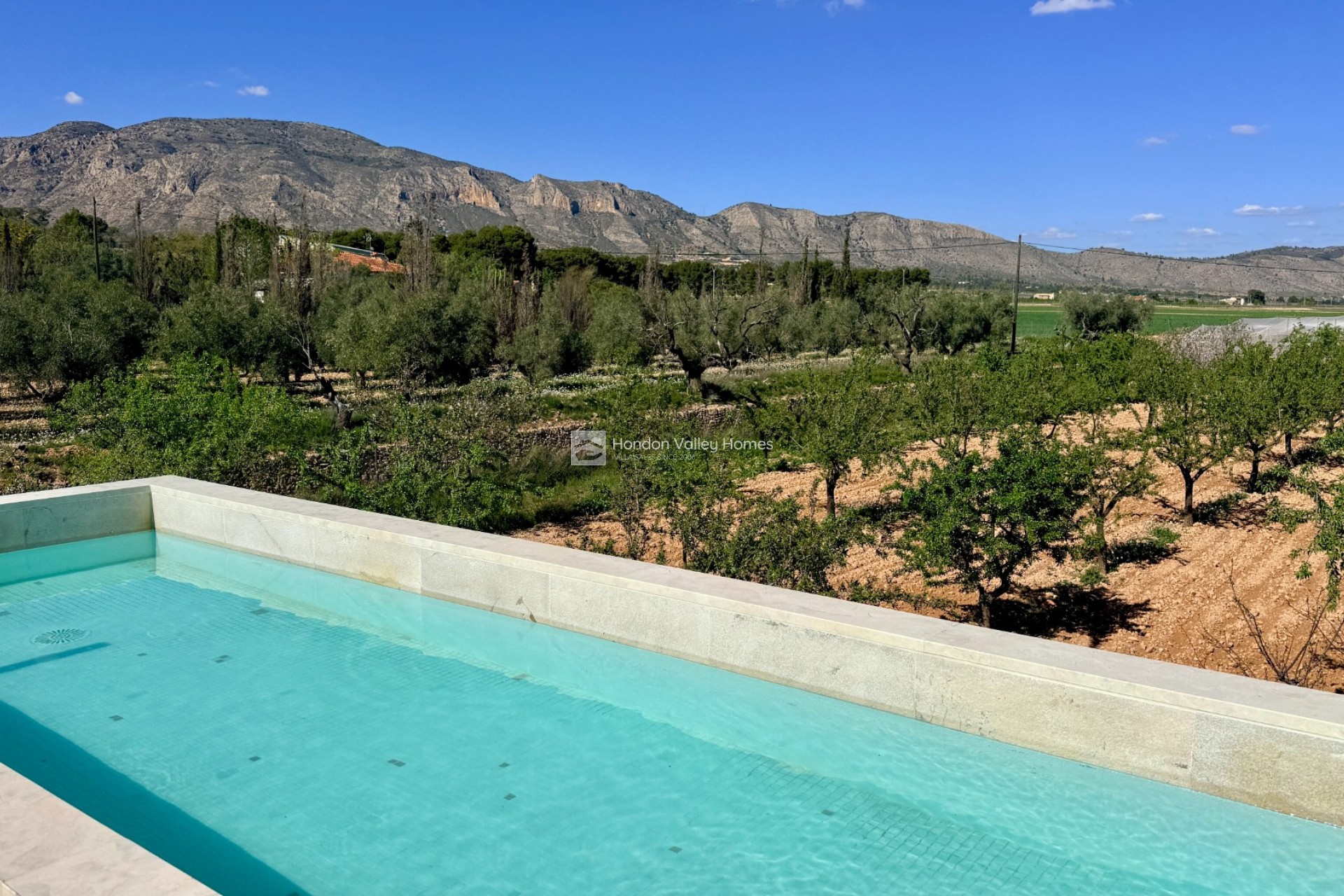 Herverkoop - Villa - Hondon De Las Nieves