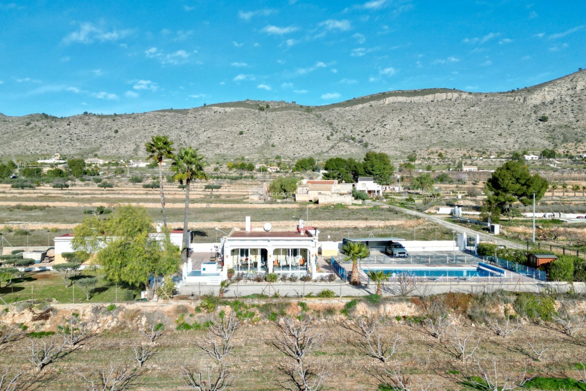 Herverkoop - Villa - Hondón de las Nieves