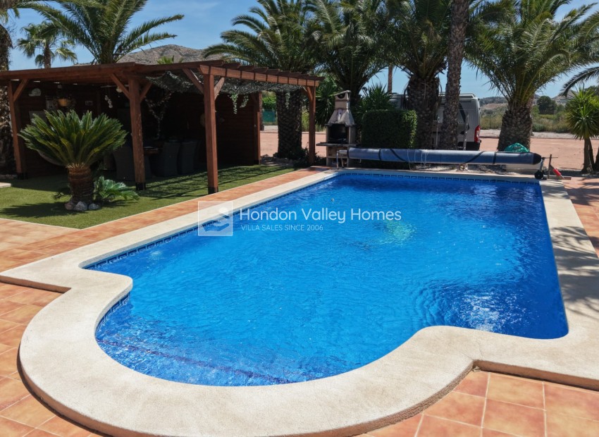 Herverkoop - Villa - Hondón de las Nieves