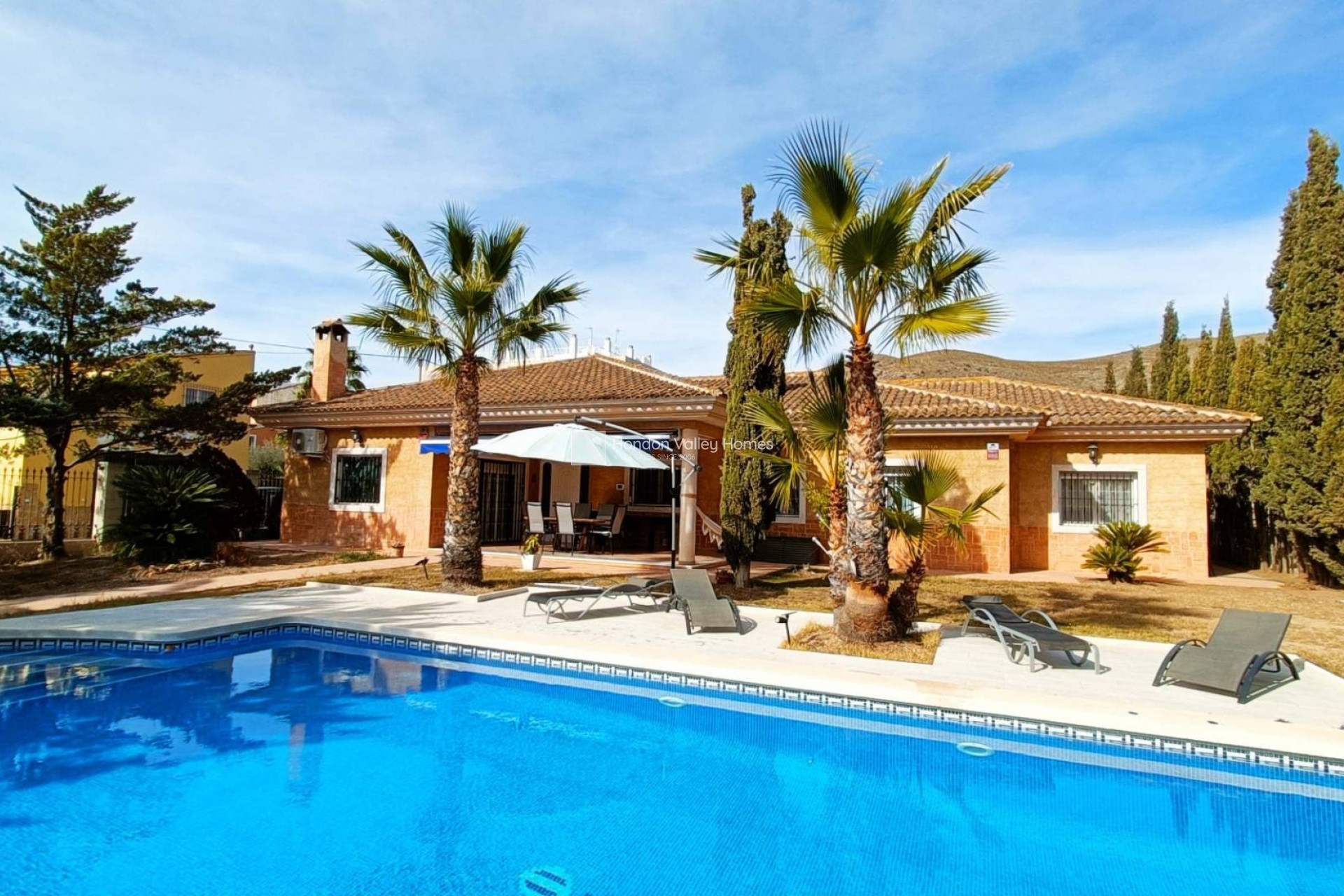 Herverkoop - Villa - HONDON DE LOS FRAILES