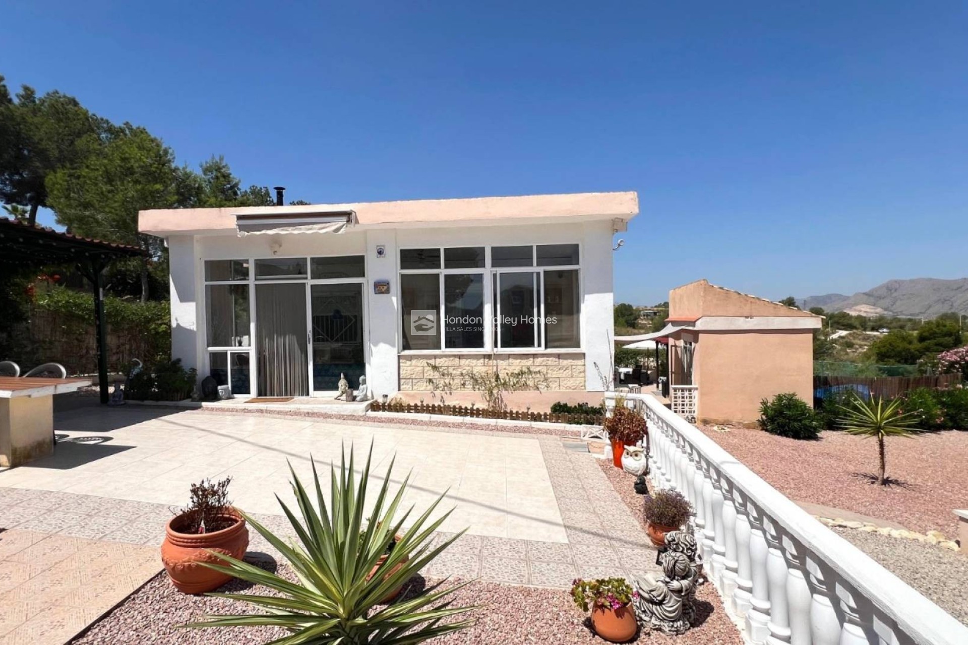 Herverkoop - Villa - Hondón de los Fráiles