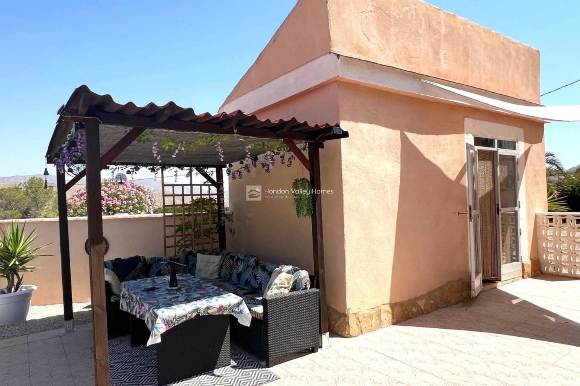 Herverkoop - Villa - Hondón de los Fráiles
