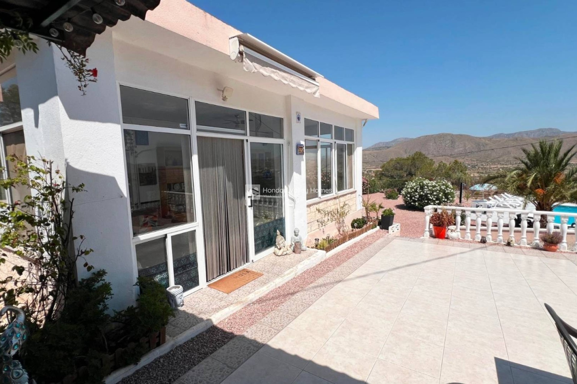 Herverkoop - Villa - Hondón de los Fráiles