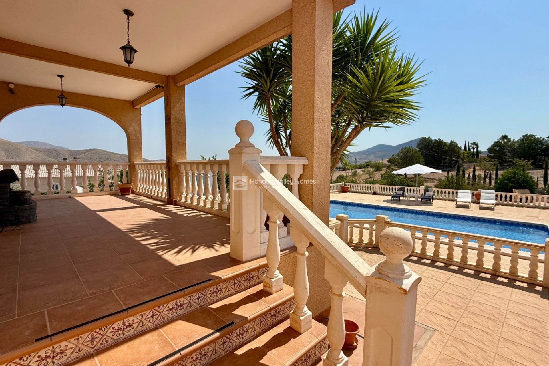 Herverkoop - Villa - Hondón de los Fráiles