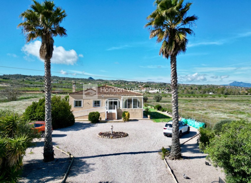 Herverkoop - Villa - Hondón de los Fráiles