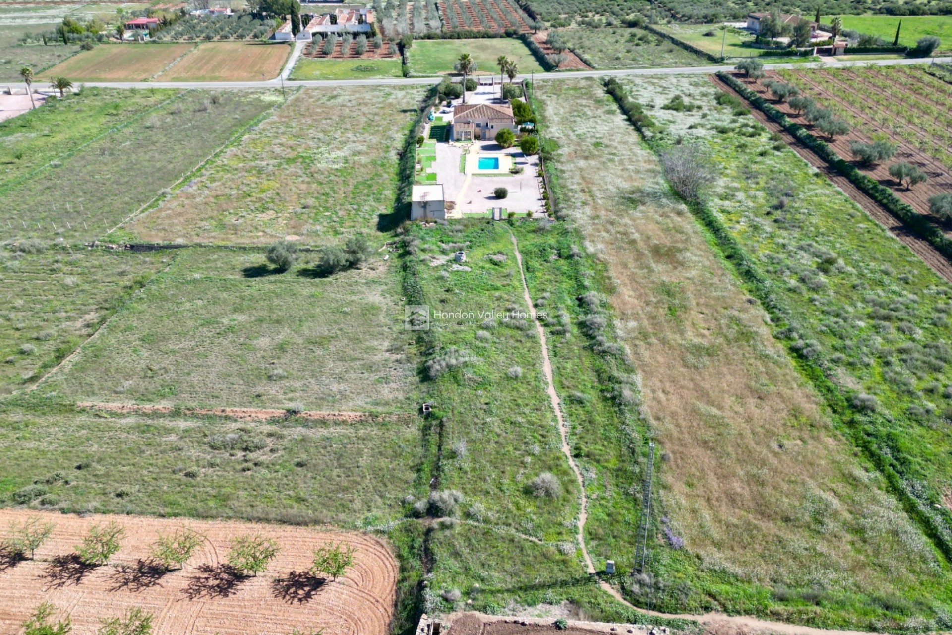 Herverkoop - Villa - Hondón de los Fráiles