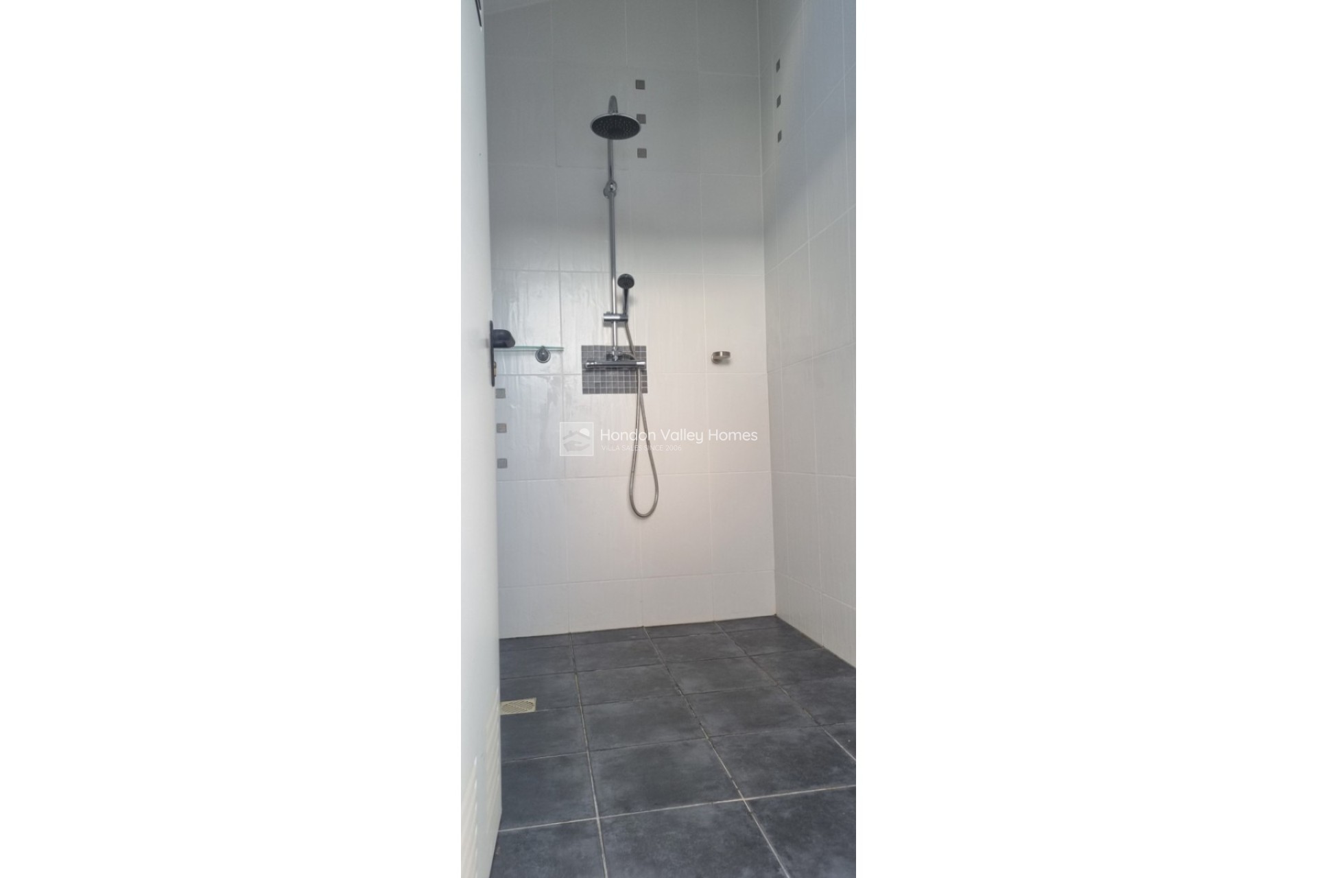 Herverkoop - Villa - Hondón de los Fráiles